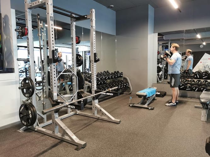 Sportschool Anytime Fitness Kop van Zuid in Rotterdam