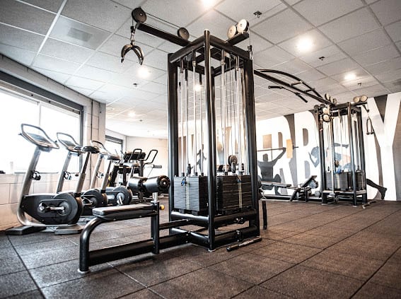 Sportschool B-Active Gym Volendam | Sportschool Volendam & (Kickboks- en boksschool) in Volendam