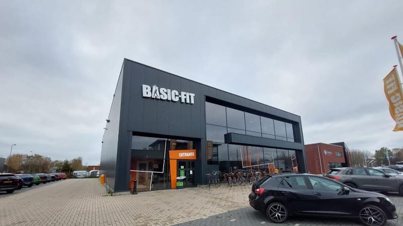 Sportschool Basic-Fit 24/7 Cuijk Ten Esschen in Cuijk