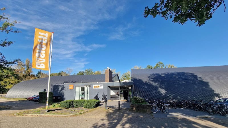 Sportschool Basic-Fit 24/7 Deventer Brussellaan in Deventer