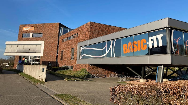 Sportschool Basic-Fit 24/7 Emmen Ambachtsveld in Emmen