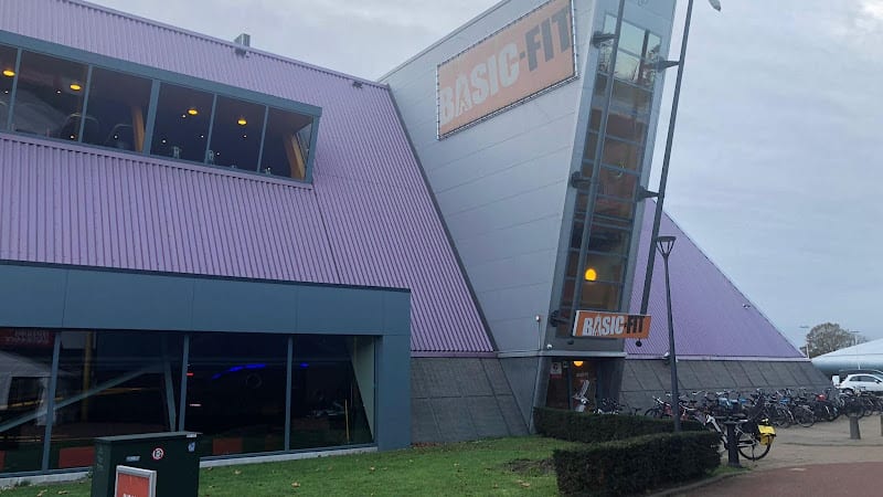 Sportschool Basic-Fit 24/7 Enschede Mauritsplein in Enschede