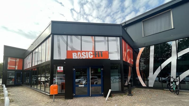 Sportschool Basic-Fit 24/7 s-Hertogenbosch Dorpslaan in s-Hertogenbosch