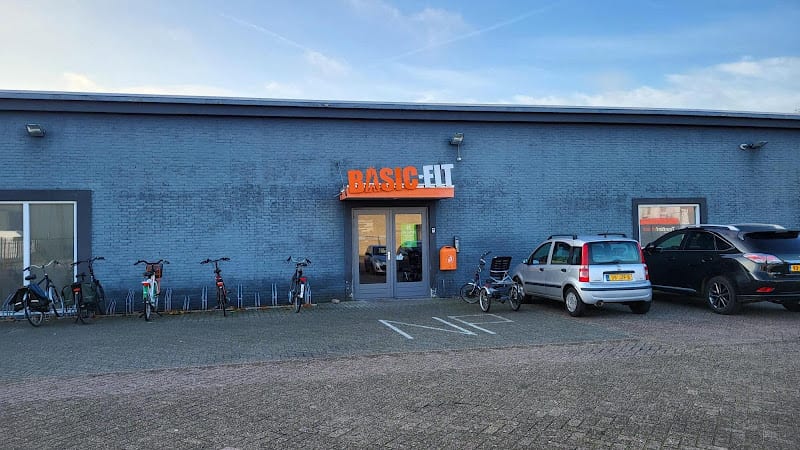 Sportschool Basic-Fit 24/7 Tilburg Bislett in Tilburg