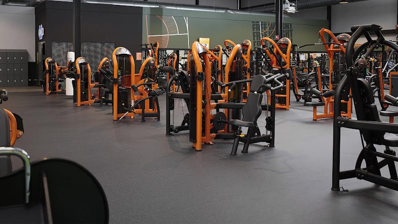 Sportschool Basic Fit Almere Editiestraat in Almere