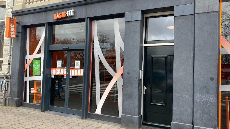 Sportschool Basic-Fit Amsterdam P.A. de Kok-plein in Amsterdam