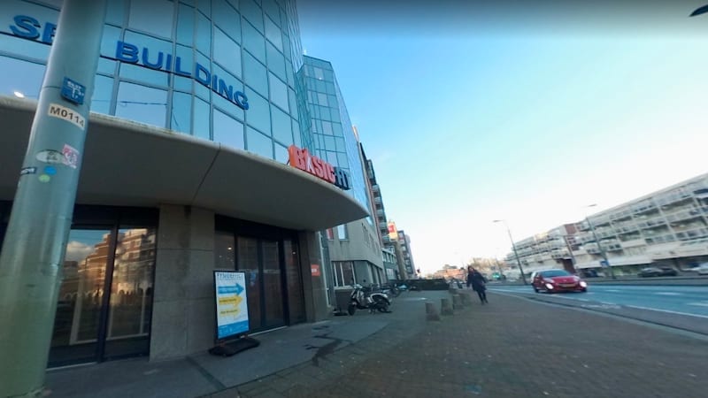 Sportschool Basic-Fit Den Haag Van der Hooplaan in Den Haag