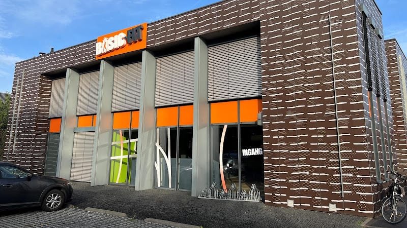 Sportschool Basic-Fit Deventer Gevers Deynootweg in Deventer