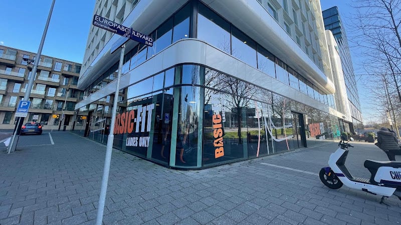 Sportschool Basic-Fit Ladies Amsterdam Europaboulevard in Amsterdam