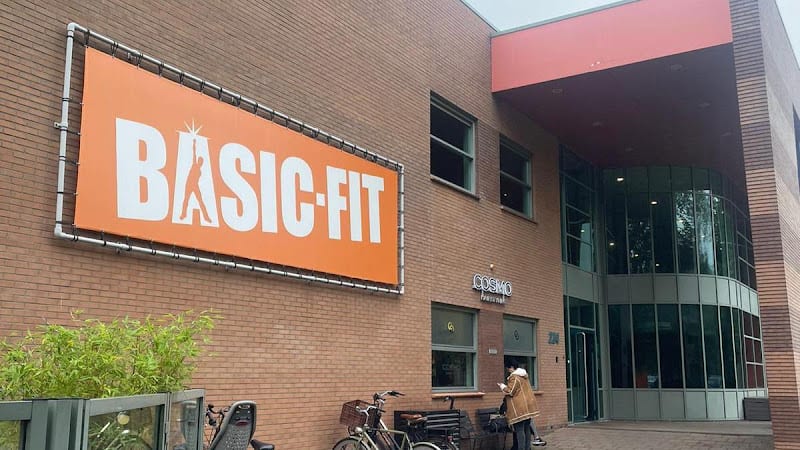 Sportschool Basic-Fit Rotterdam Boreelplein in Rotterdam