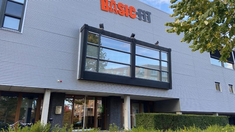 Sportschool Basic-Fit Sportschool Schorpioenstraat in Apeldoorn