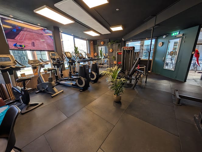 Sportschool Built2Last Fitness Club in Groningen