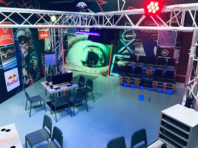 Sportschool De Beleverij | Sjoeterz | E-sports Walhalla | Siem & Chris speurtochten | Hutten Bouw in Borne