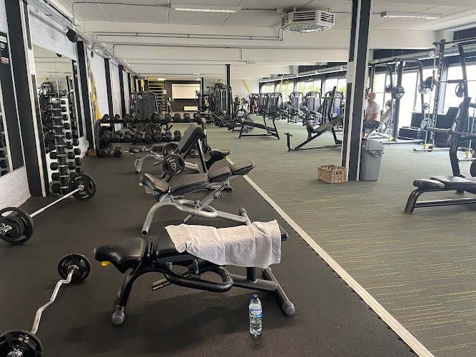 Sportschool Fitness NL - Fitness Oosterhout - Goedkoop onbeperkt sporten in Oosterhout