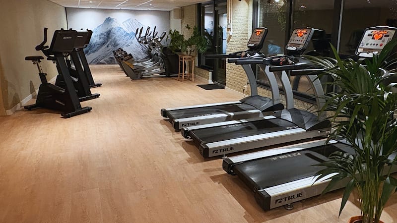 Sportschool Refresh Your Fitness in Wijk en Aalburg