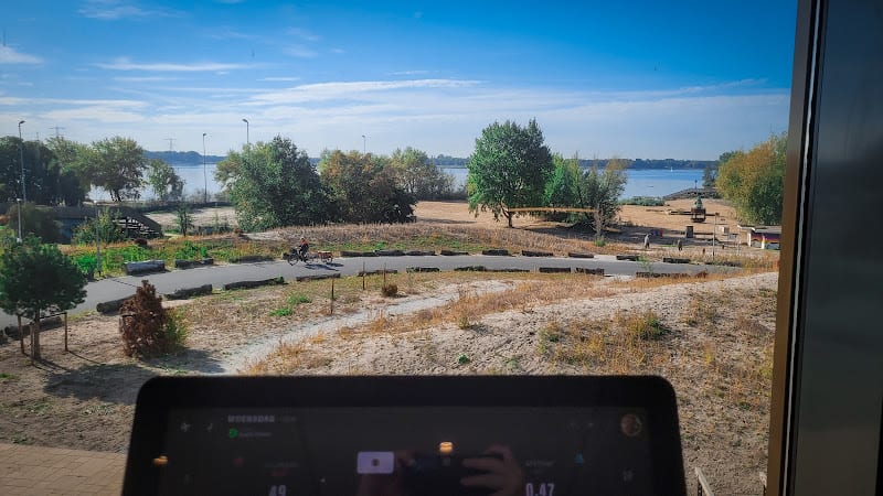 Sportschool Skyline Fitness Almere Duin in Almere