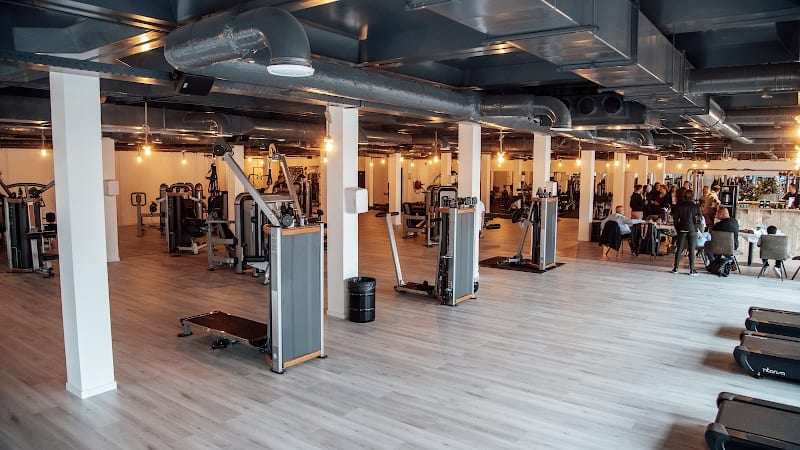 Sportschool Sportscenter Time Out Hoogvliet in Hoogvliet Rotterdam