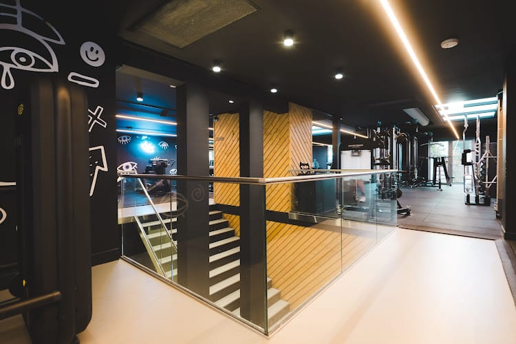 Sportschool TrainMore Amsterdam Roelof Hartplein Red Label in Amsterdam